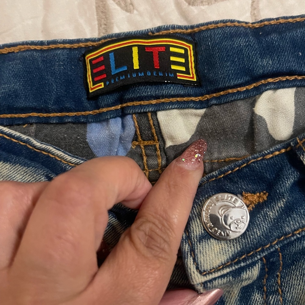 Jean pants